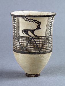 塗られた先史時代の花瓶、イラン（粘土）